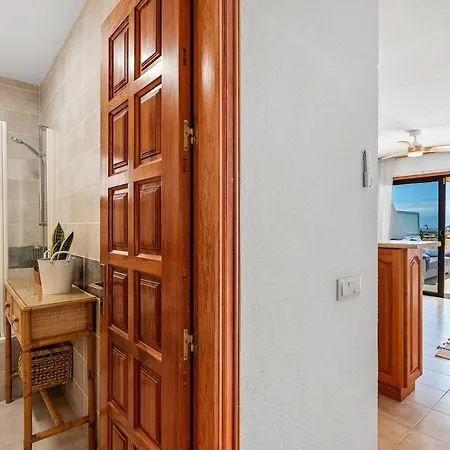 아파트 Bright 1br With Ocean Views & Pool